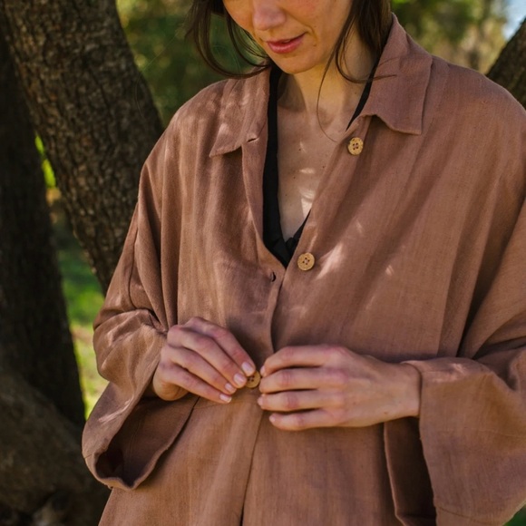 World of Crow Duster Coat - Picture 3 of 10